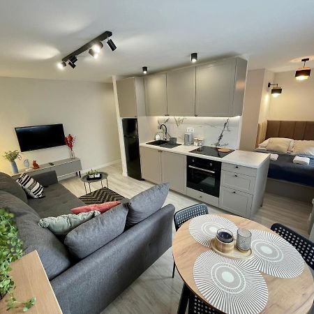 Piekny Przytulny Apartament - Blisko Akwenu Wodnego رادوم المظهر الخارجي الصورة